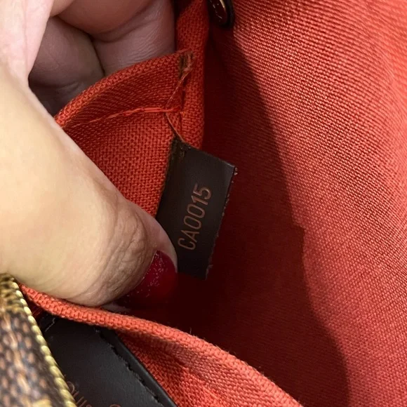 Louis Vuitton Ribera MM - Picture 14 of 15